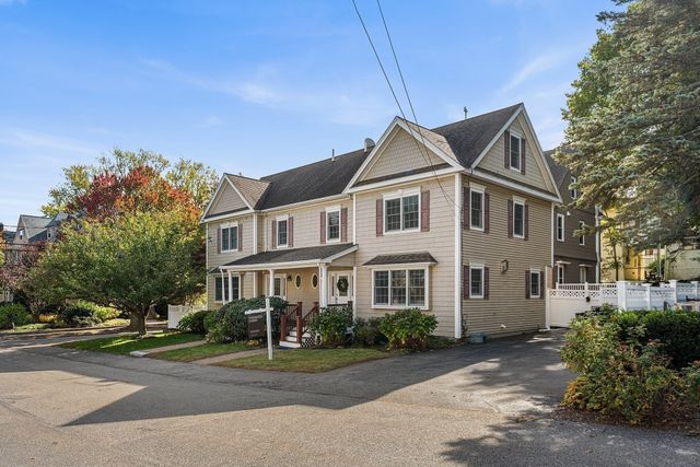 75 Bartlett Ave 75, Arlington, MA 02476