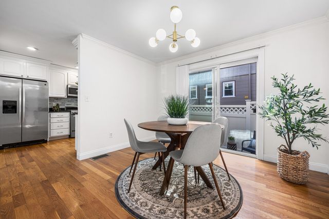 75 Bartlett Ave 75, Arlington, MA 02476