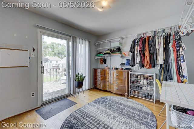 1341 E Breckenridge Street, Ferndale, MI 48220