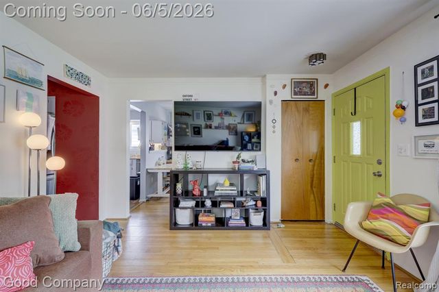 1341 E Breckenridge Street, Ferndale, MI 48220