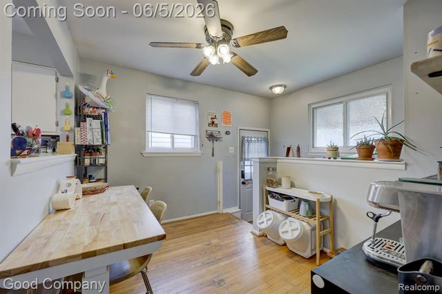 1341 E Breckenridge Street, Ferndale, MI 48220