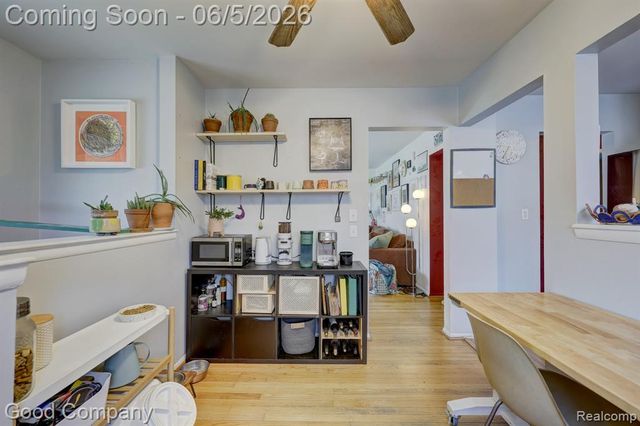 1341 E Breckenridge Street, Ferndale, MI 48220