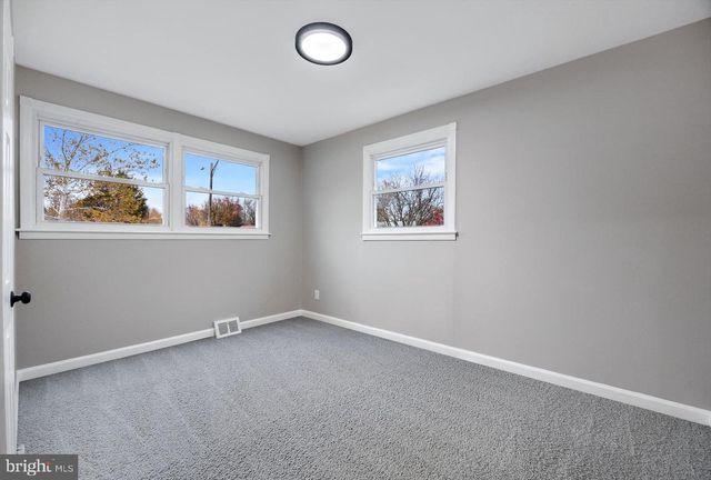 6 VICTOR PKWY, Annapolis, MD 21403