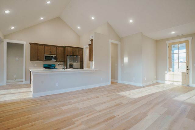 7694 Burgess Gower Rd, Cedar Hill, TN 37032