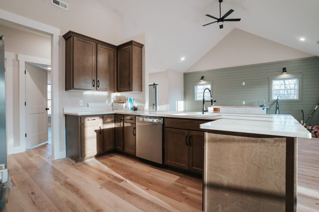 7694 Burgess Gower Rd, Cedar Hill, TN 37032