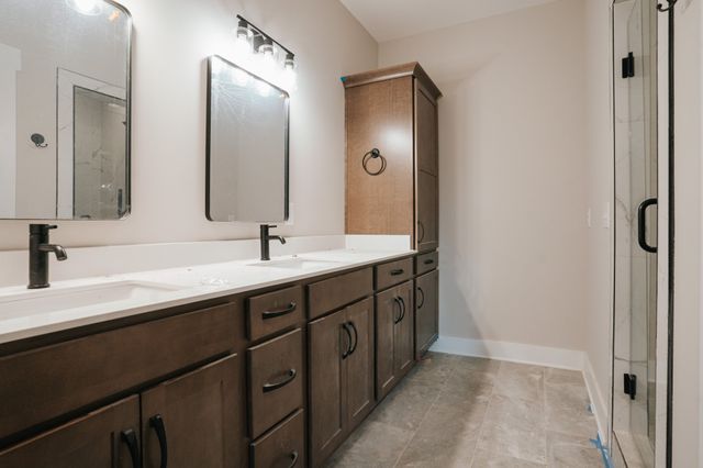 7694 Burgess Gower Rd, Cedar Hill, TN 37032