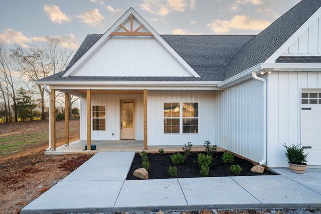 7694 Burgess Gower Rd, Cedar Hill, TN 37032