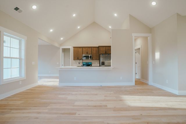 7694 Burgess Gower Rd, Cedar Hill, TN 37032