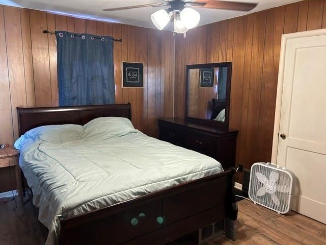 3434 SE 2nd Street, Topeka, KS 66607