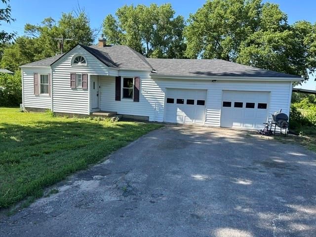 3434 SE 2nd Street, Topeka, KS 66607