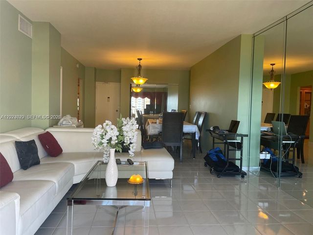1950 S Ocean Dr 8K, Hallandale Beach, FL 33009