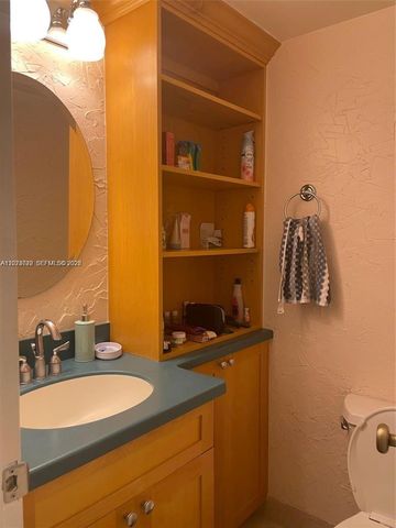 1950 S Ocean Dr 8K, Hallandale Beach, FL 33009