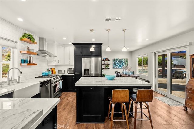 2439 Ocean View, Upland, CA 91784