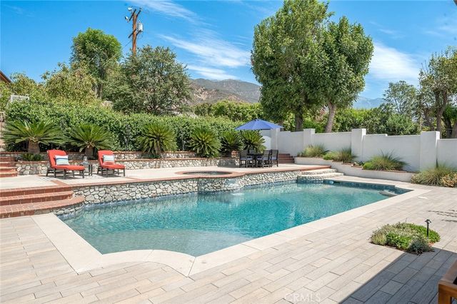 2439 Ocean View, Upland, CA 91784