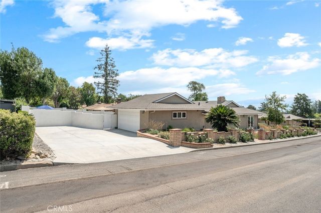 2439 Ocean View, Upland, CA 91784