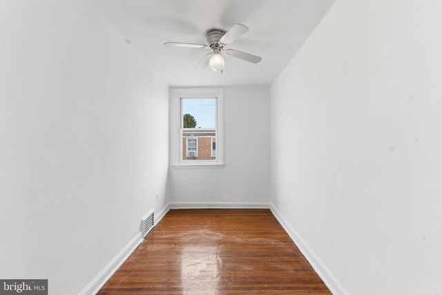 1203 EDGEHILL RD, Darby, PA 19023