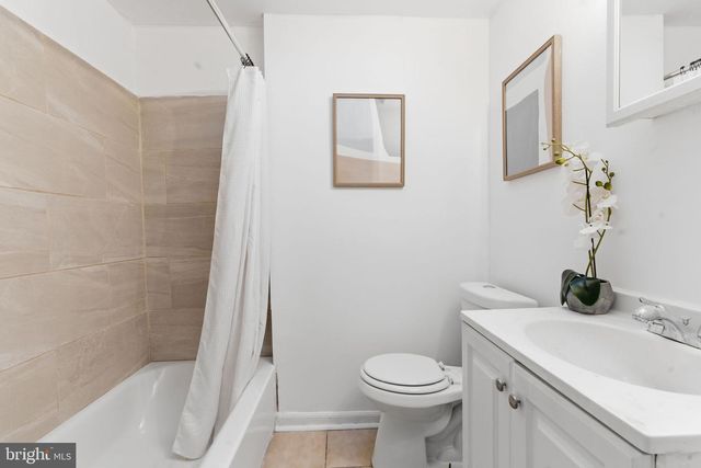 1203 EDGEHILL RD, Darby, PA 19023