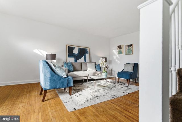 1203 EDGEHILL RD, Darby, PA 19023