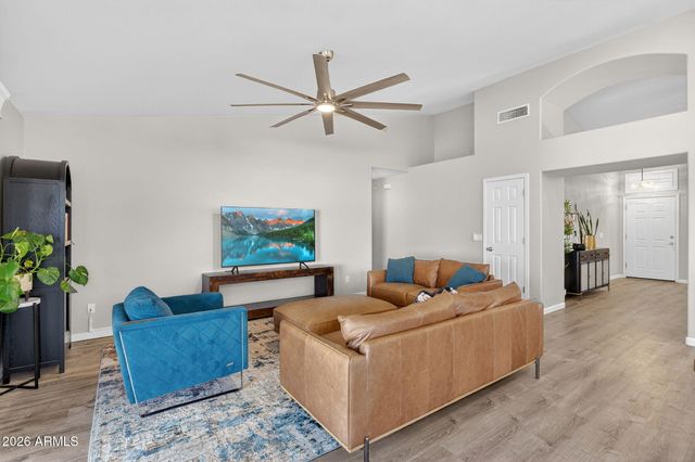 1111 S ROWEN --, Mesa, AZ 85208