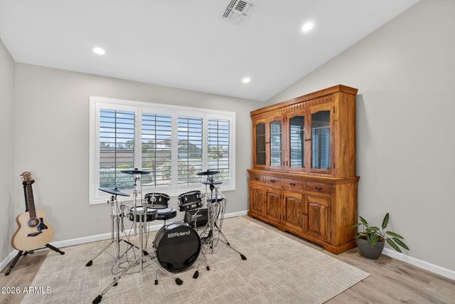 1111 S ROWEN --, Mesa, AZ 85208