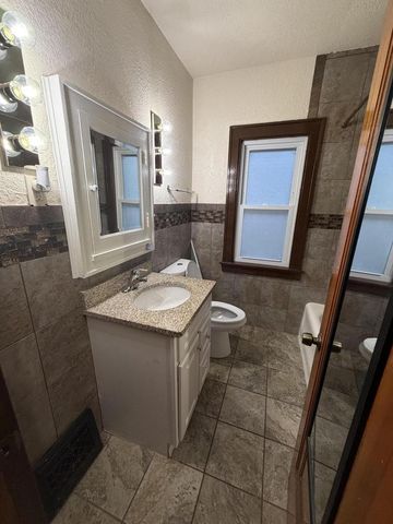 2978 N 54th STREET, Milwaukee, WI 53210