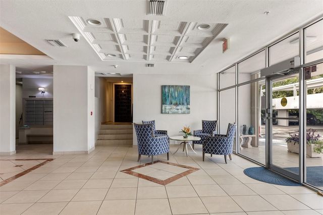 555 S GULFSTREAM AVENUE 804, Sarasota, FL 34236