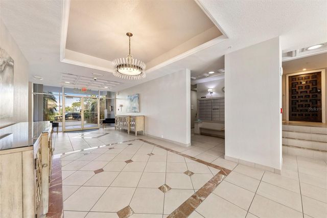 555 S GULFSTREAM AVENUE 804, Sarasota, FL 34236