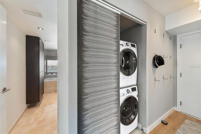 555 S GULFSTREAM AVENUE 804, Sarasota, FL 34236