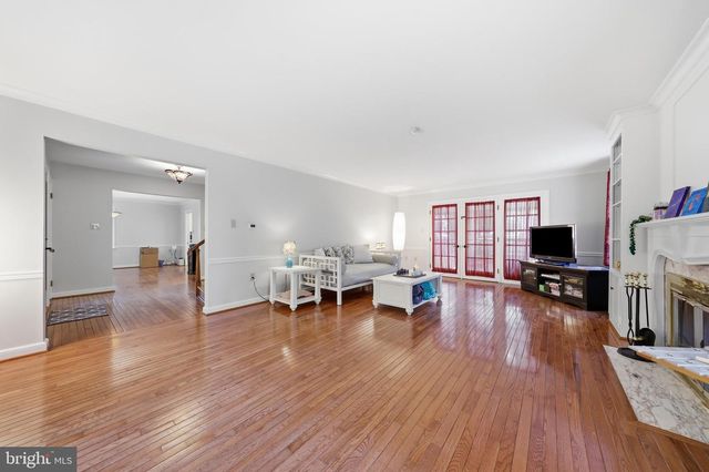 13306 FAIRGREEN CIR, Hagerstown, MD 21742
