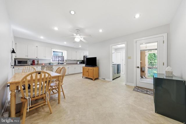13306 FAIRGREEN CIR, Hagerstown, MD 21742