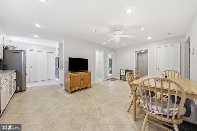 13306 FAIRGREEN CIR, Hagerstown, MD 21742