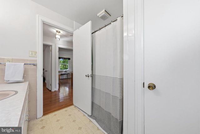 13306 FAIRGREEN CIR, Hagerstown, MD 21742