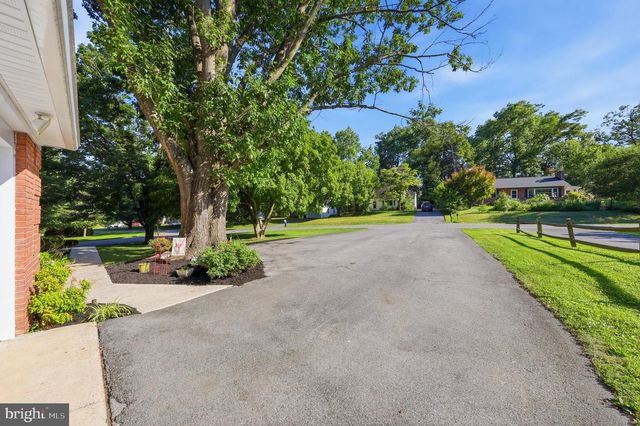 13306 FAIRGREEN CIR, Hagerstown, MD 21742