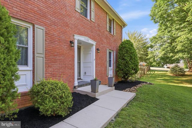 13306 FAIRGREEN CIR, Hagerstown, MD 21742