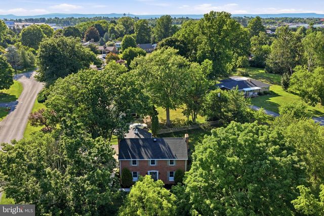 13306 FAIRGREEN CIR, Hagerstown, MD 21742