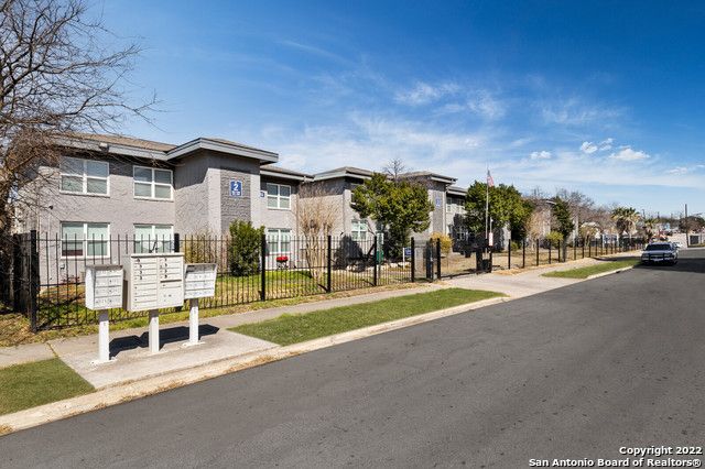 451 Natalen Ave Apt 3101, San Antonio, TX 78209