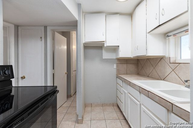 451 Natalen Ave Apt 3101, San Antonio, TX 78209