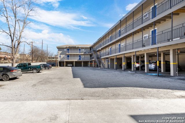 451 Natalen Ave Apt 3101, San Antonio, TX 78209