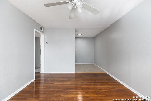 451 Natalen Ave Apt 3101, San Antonio, TX 78209