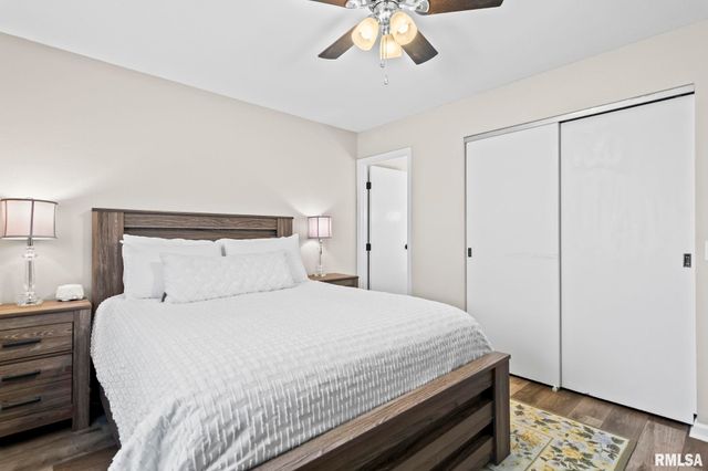 21 Drawbridge Road, Springfield, IL 62704