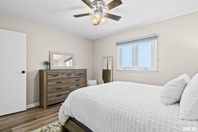 21 Drawbridge Road, Springfield, IL 62704