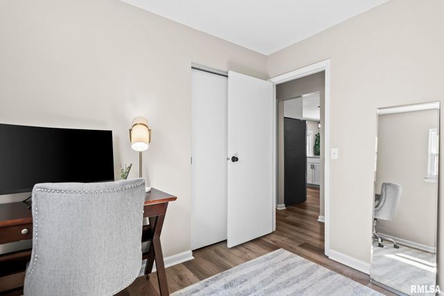 21 Drawbridge Road, Springfield, IL 62704