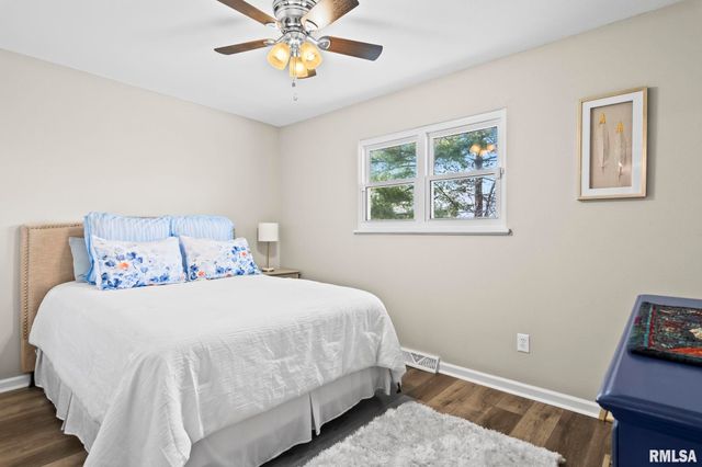 21 Drawbridge Road, Springfield, IL 62704