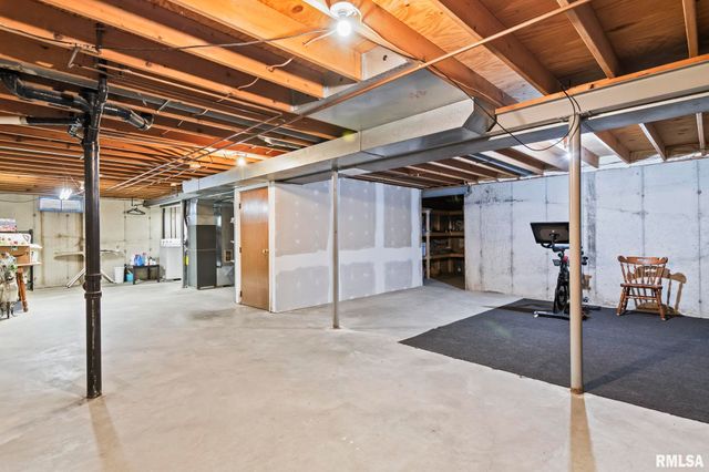 21 Drawbridge Road, Springfield, IL 62704