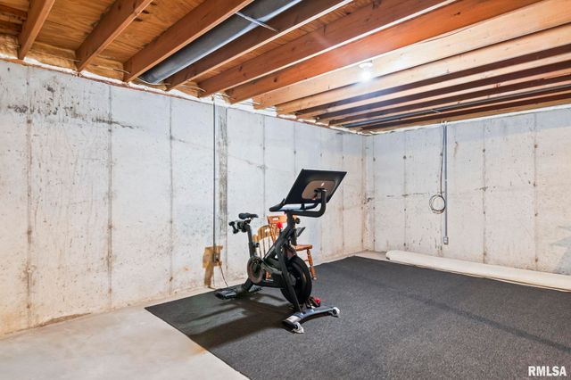 21 Drawbridge Road, Springfield, IL 62704