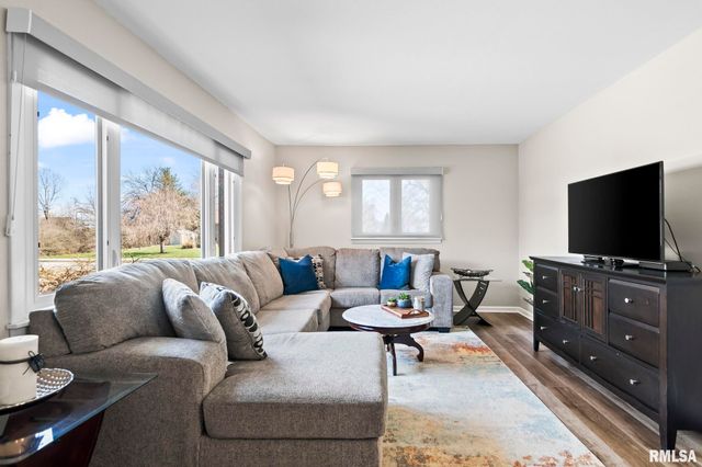 21 Drawbridge Road, Springfield, IL 62704