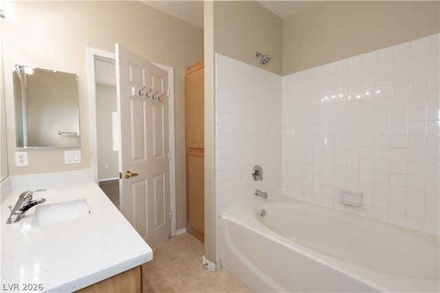 1050 East Cactus Avenue 2020, Las Vegas, NV 89183