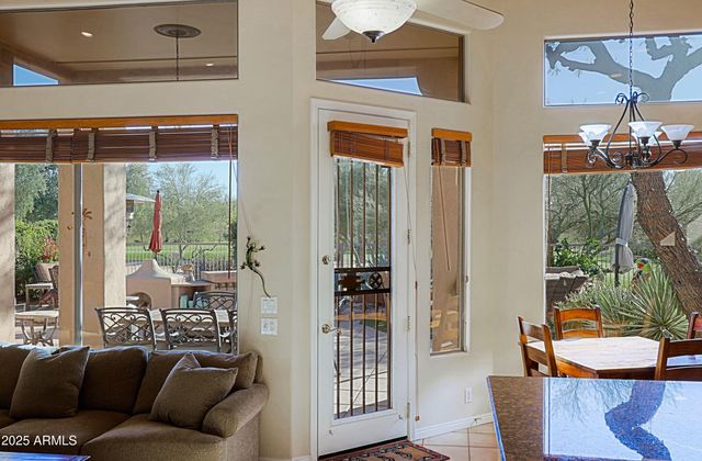 32651 N 70TH Street, Scottsdale, AZ 85266