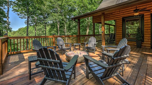 155 Shayla Drive, Blue Ridge, GA 30513