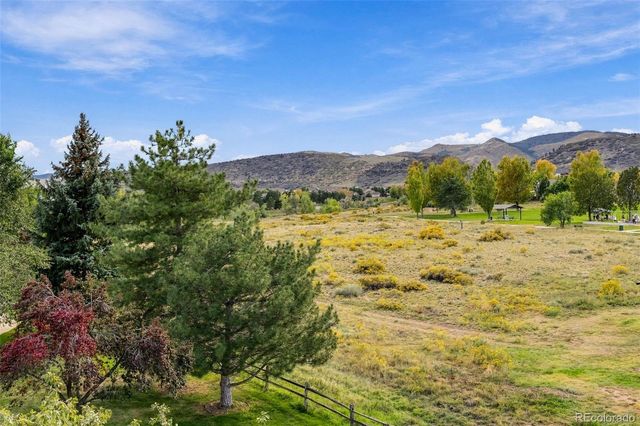 12304 W Cross Drive 301, Littleton, CO 80127